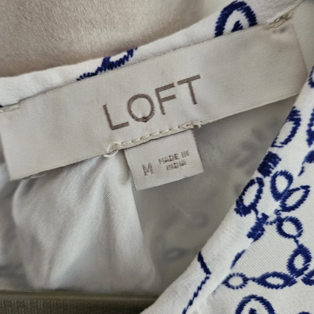 NWOT LOFT blue & white print sheath dress Womens Medium - Picture 4 of 5